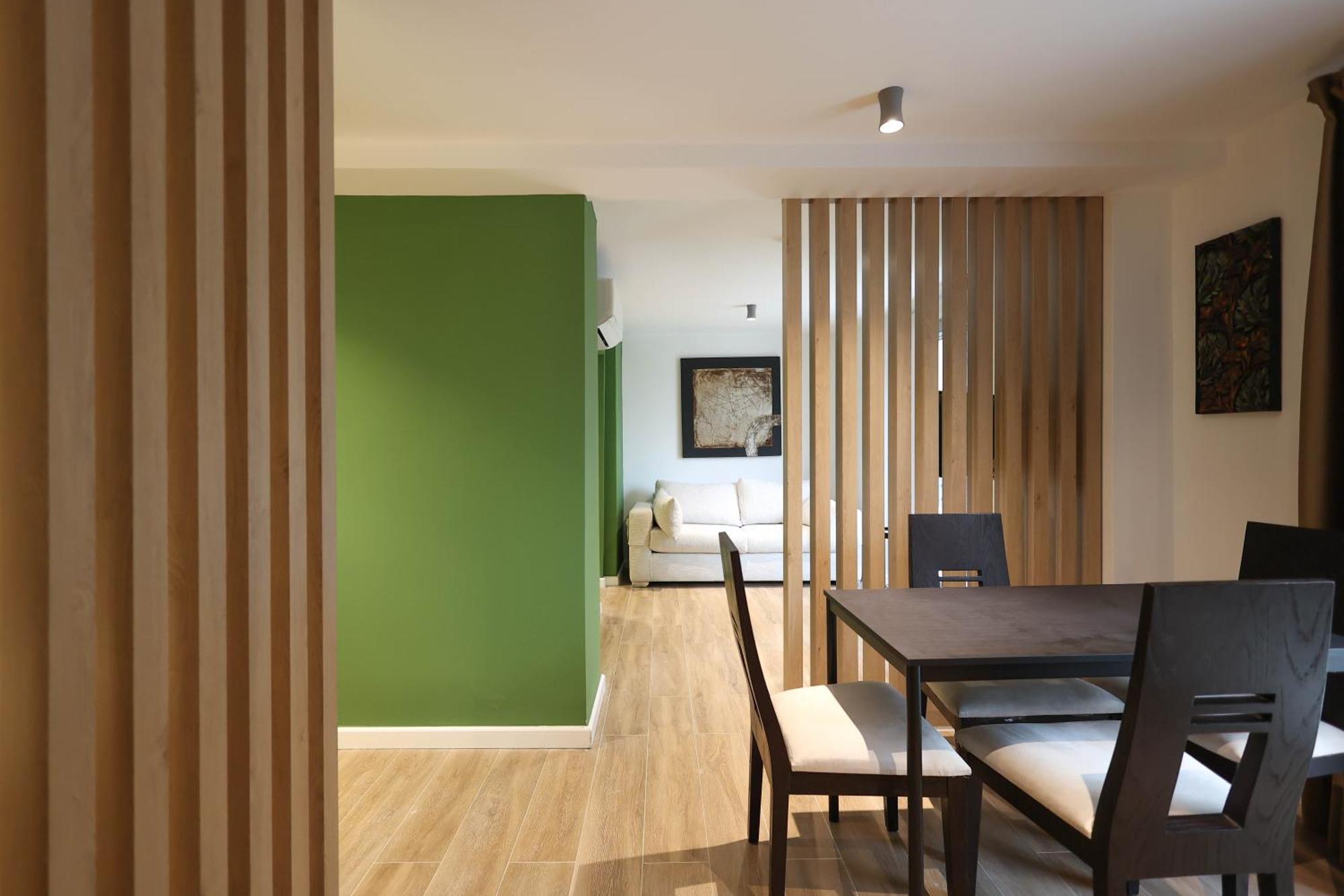 Grandstay Studios Durres Bagian luar foto