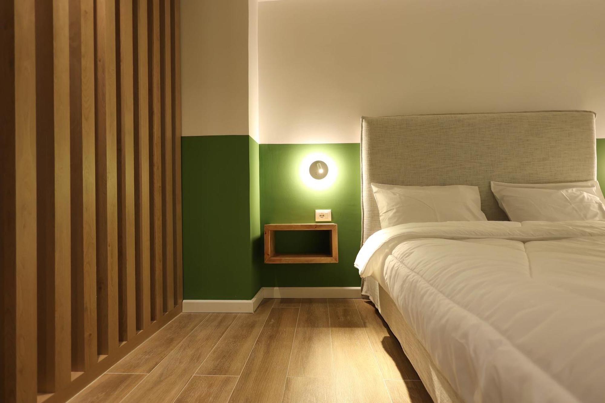 Grandstay Studios Durres Bagian luar foto
