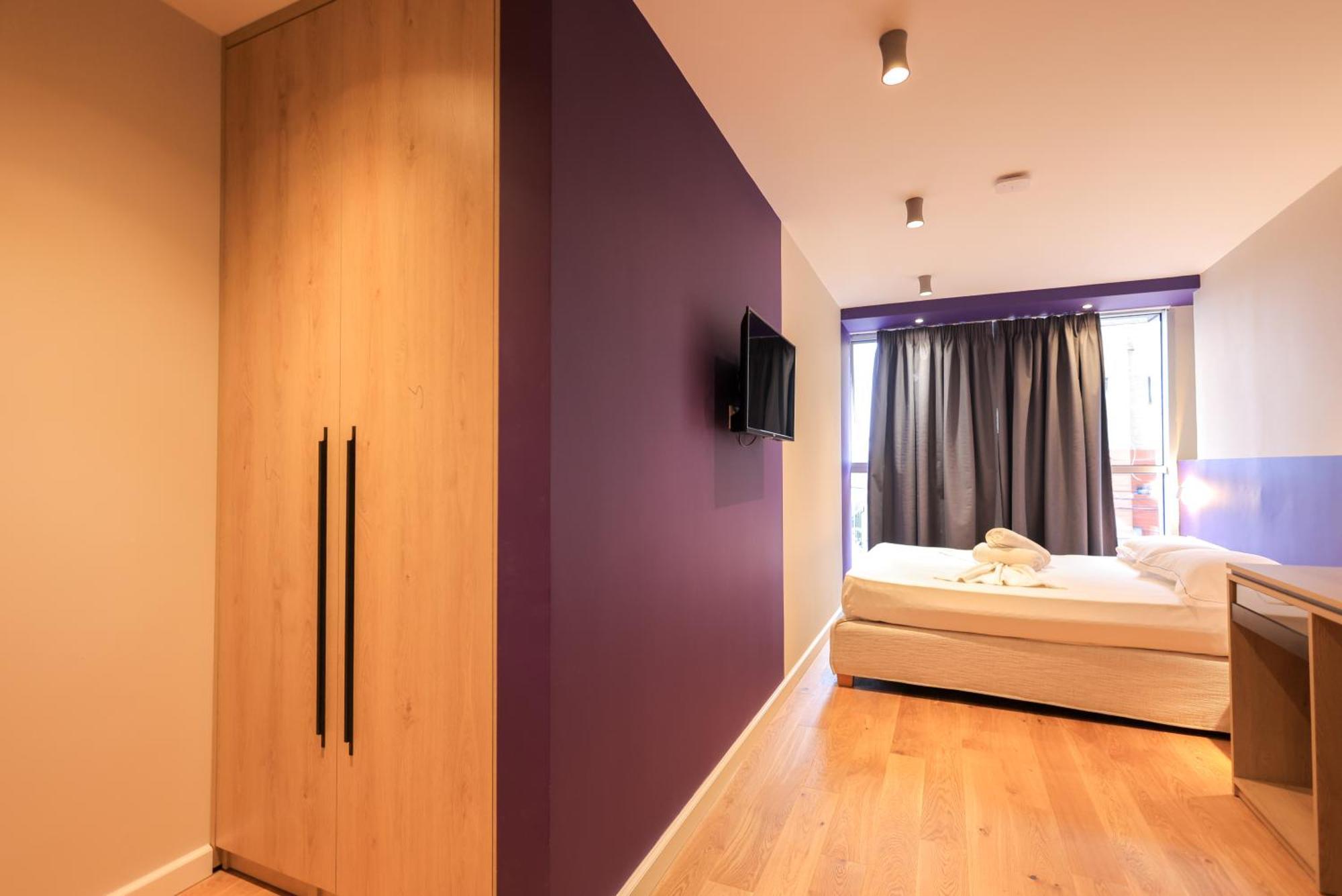 Grandstay Studios Durres Bagian luar foto